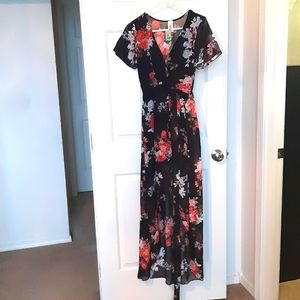 Beautiful floral never worn dress